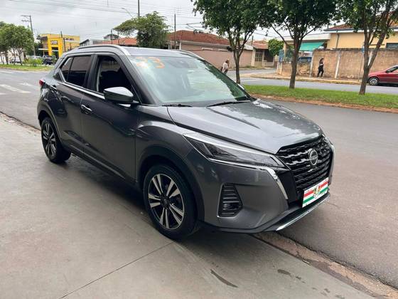 NISSAN KICKS 1.6 16V FLEXSTART EXCLUSIVE XTRONIC NISSAN KICKS 1.6 16V FLEXSTART EXCLUSIVE XTRONIC